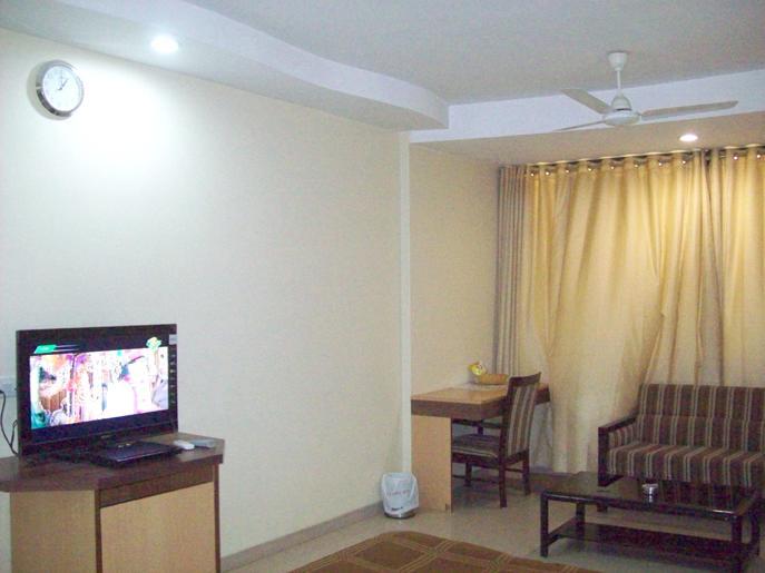 ホテルJai Residency Gāndhīdhām エクステリア 写真